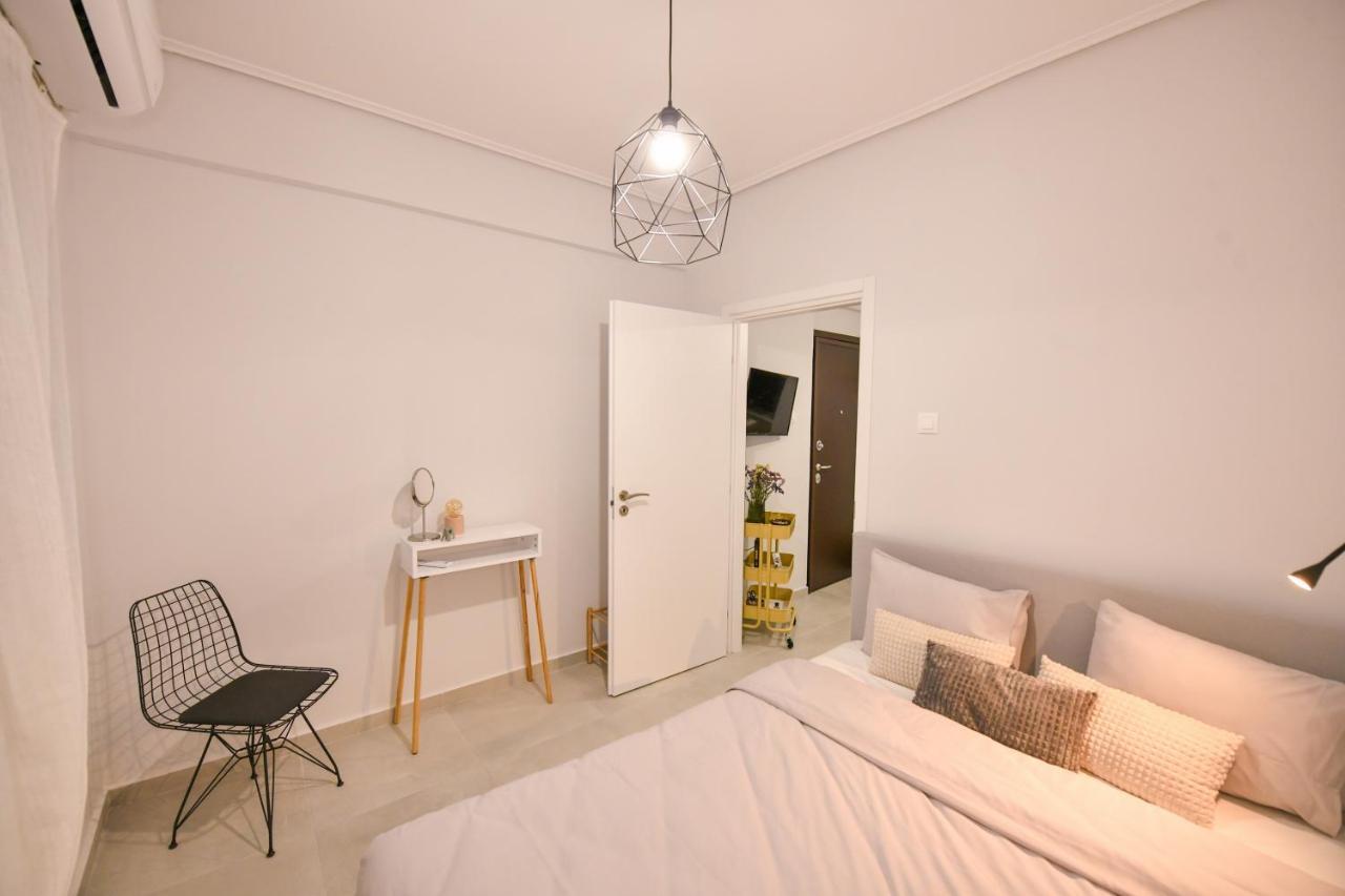 Modern, Comfortable Apartment, In The Heart Of The City_2 * Larissa